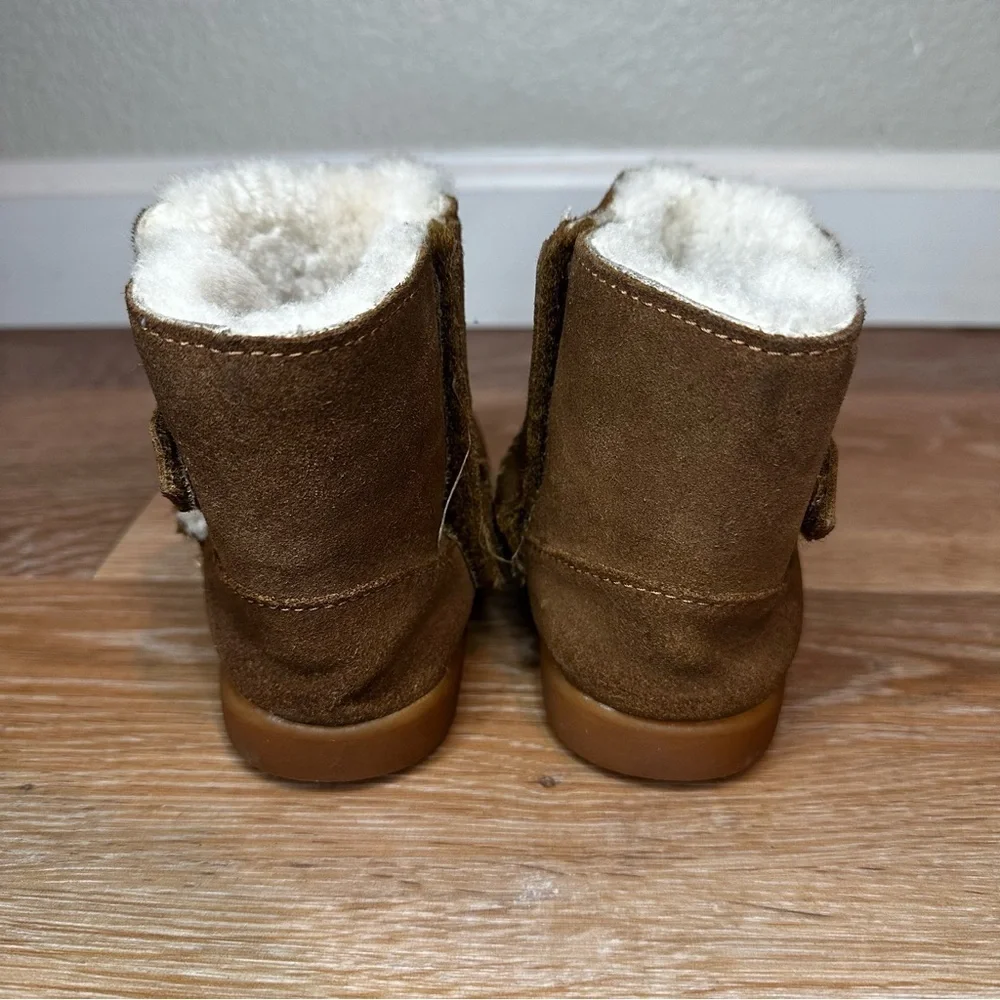 UGG Keelan II Toddler Size 9 Suede Chestnut Boots